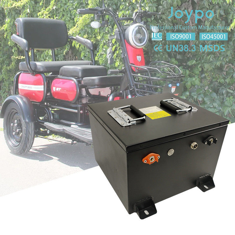 Lebensdauer 4000 mal länger Laufzeit 48V 50Ah Lithiumbatterie für elektrische Dreiräder 25A Ladestrom